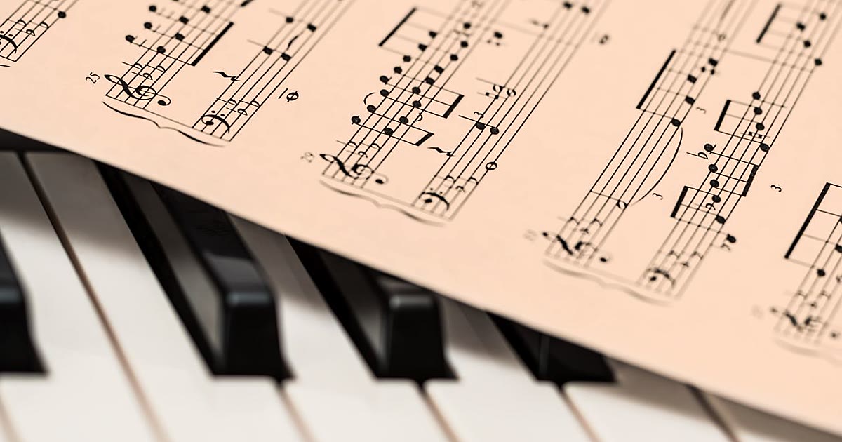 Banner laptop untuk belajar musik online